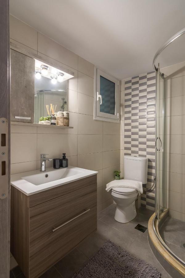 Spacious 2 Bedroom Apartment In Koukaki Atenas Exterior foto